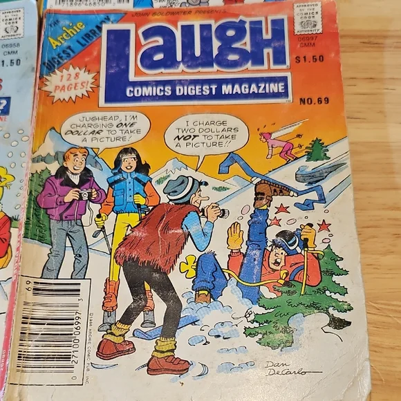 Archie Comics Digest Collection - Picture 7 of 7